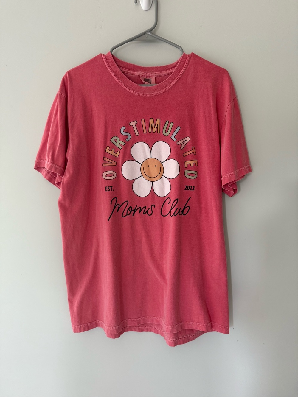 Moms Graphic Tee